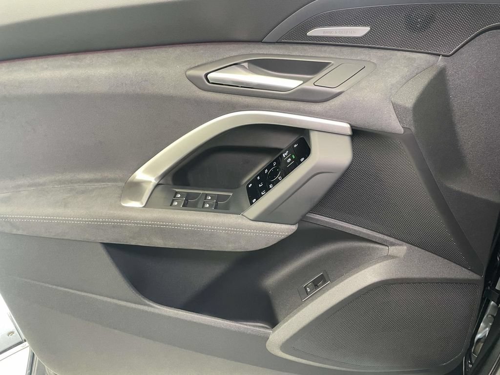 New 2026 Audi SQ5 Premium Plus AWD/4WD image 33