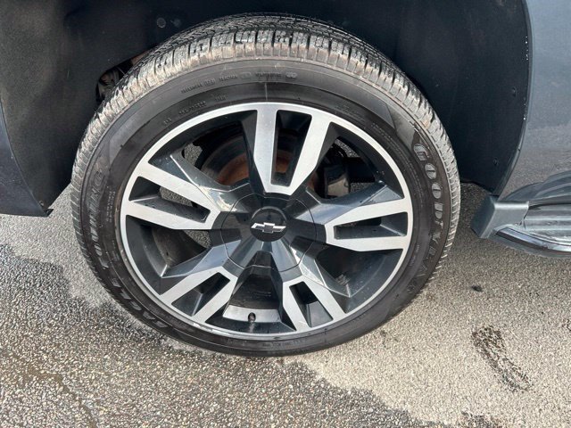 Used 2020 Chevrolet Tahoe LT w/ RST Edition AWD/4WD image 47