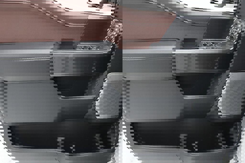 Used 2023 Ford F150 Lariat w/ Equipment Group 502A High image 17