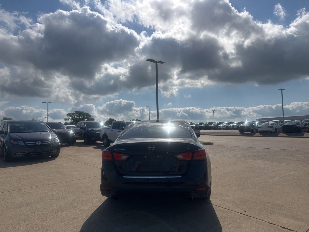 Used 2023 Nissan Altima 2.5 SL FWD image 18