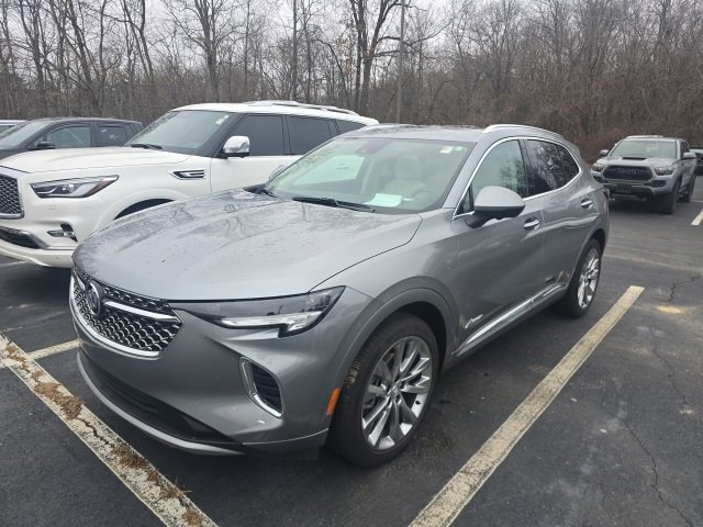 Used 2023 Buick Envision Avenir image 4