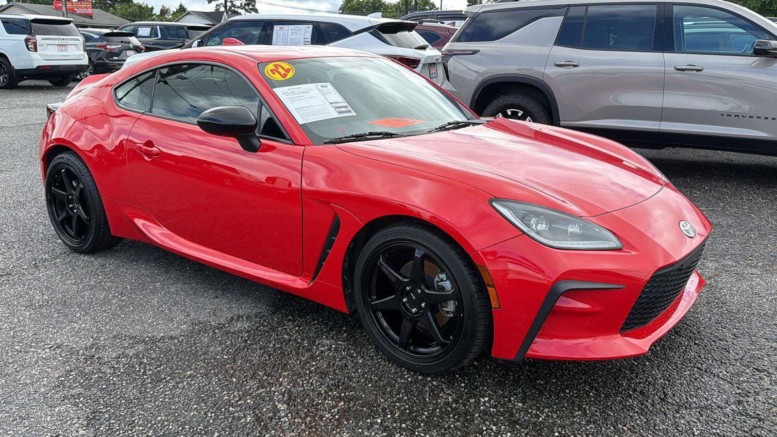 Used 2022 Toyota GR86 Premium RWD image 3
