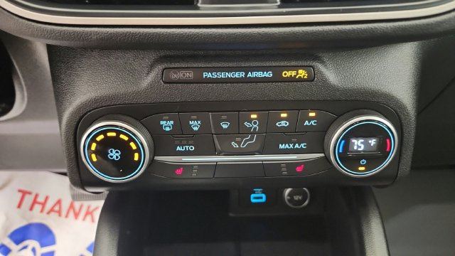 Used 2020 Ford Escape SE FWD image 17