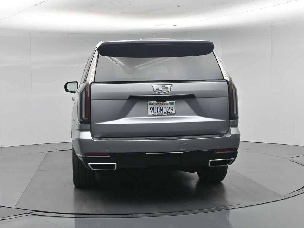 Used 2025 Cadillac Escalade Premium Luxury w/ Touring Package AWD/4WD image 36