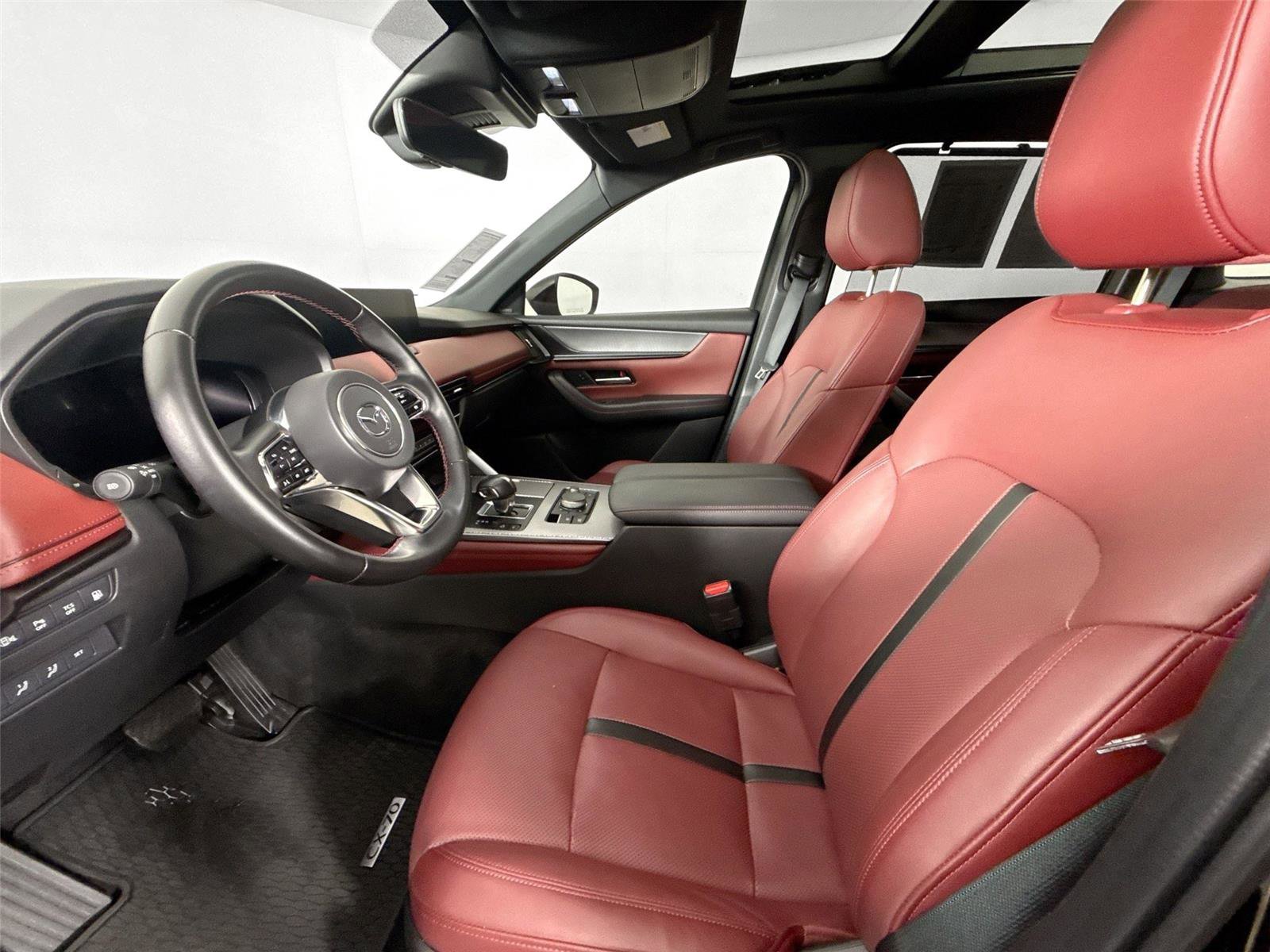 Certified 2025 MAZDA CX-70 Plug-In Hybrid w/ Premium Plus AWD/4WD image 3