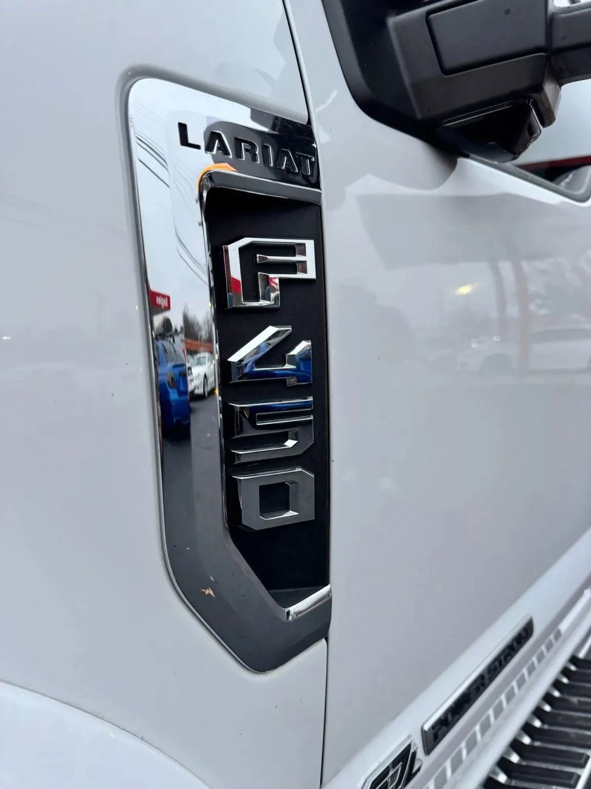 Used 2017 Ford F450 Lariat w/ Lariat Ultimate Package AWD/4WD image 28