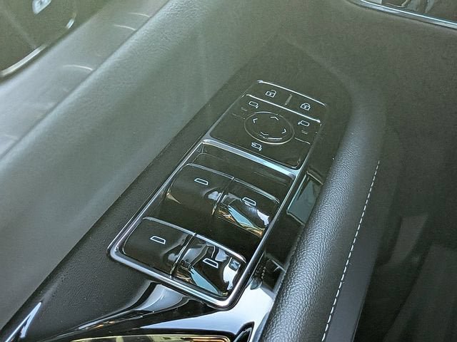 New 2026 Cadillac Vistiq Sport w/ LPO, Floor Liner Package AWD/4WD image 23