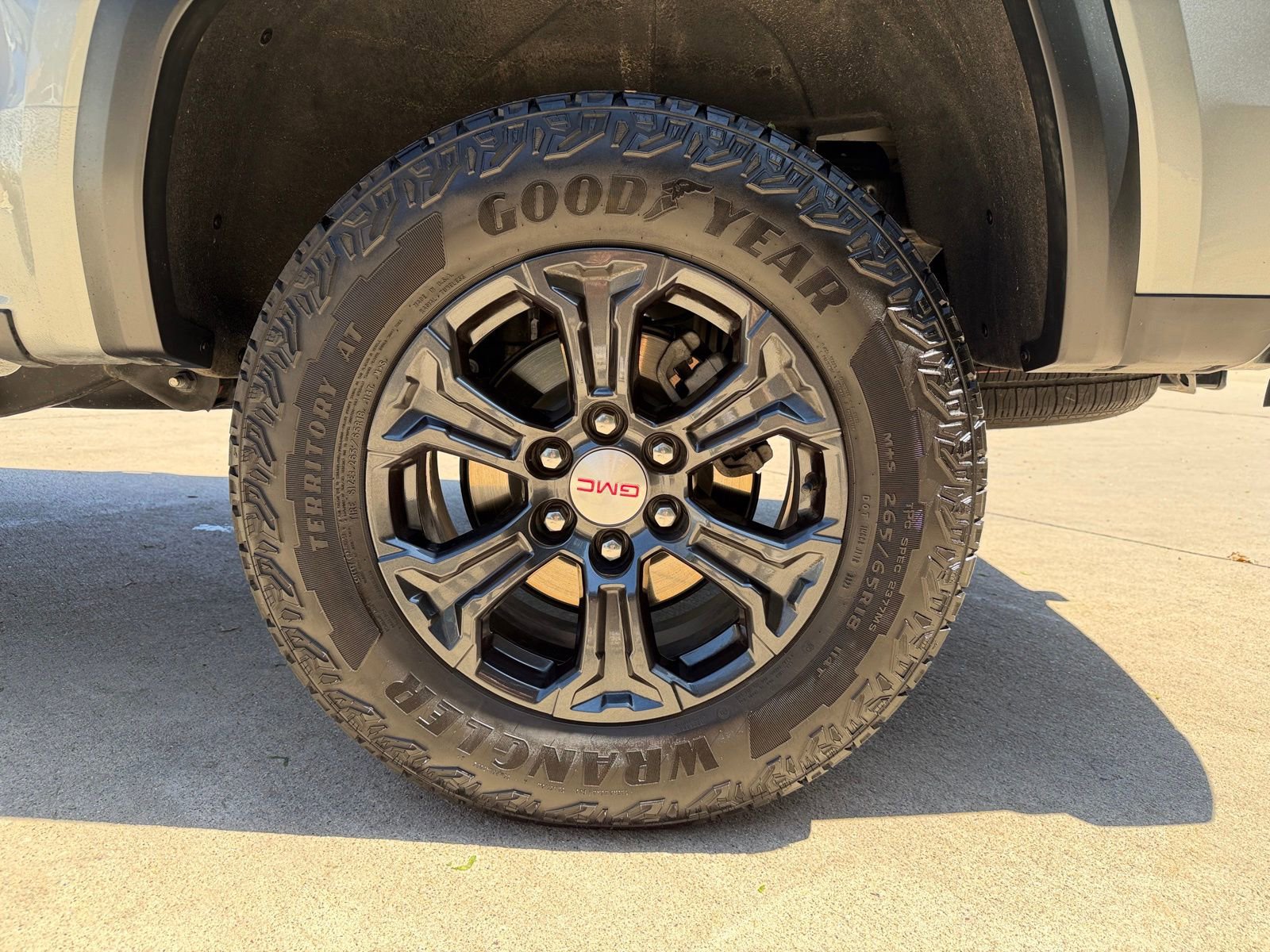 Used 2023 GMC Canyon Elevation w/ Convenience Package image 37