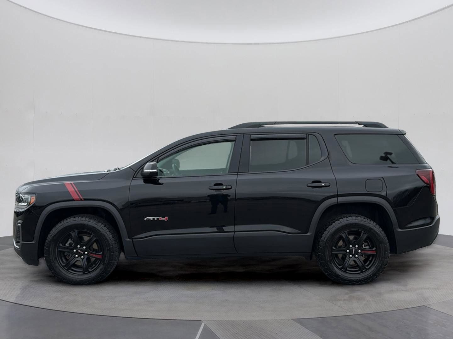 Used 2023 GMC Acadia AT4 AWD/4WD image 2