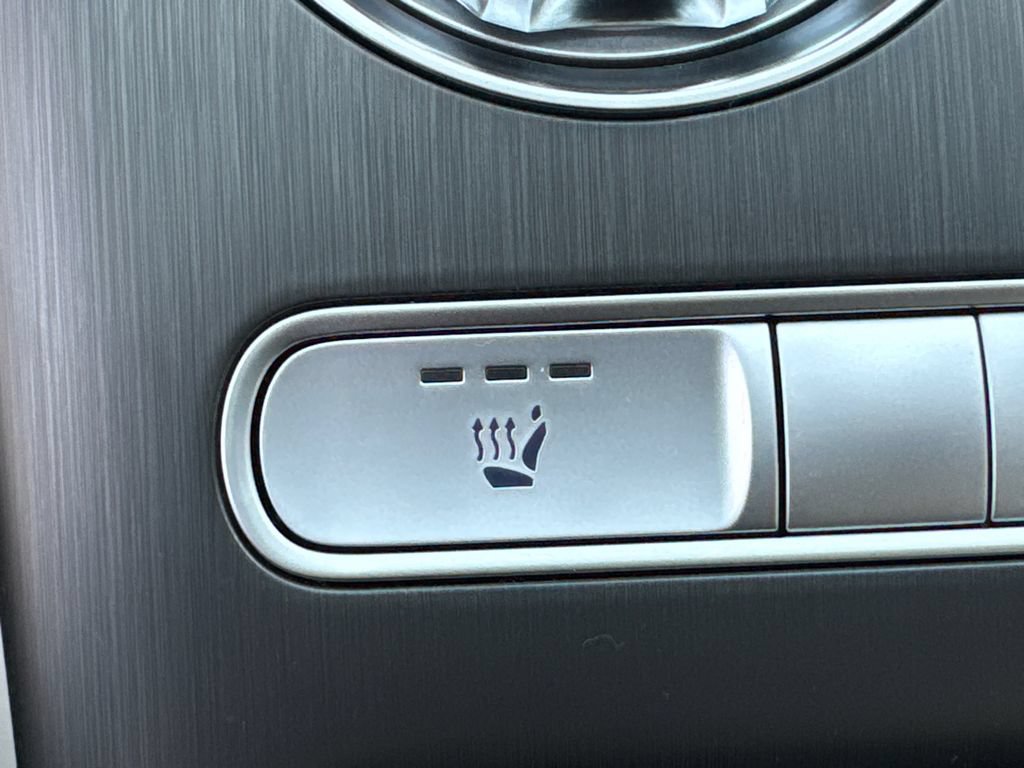 New 2026 Genesis GV60 RWD image 31