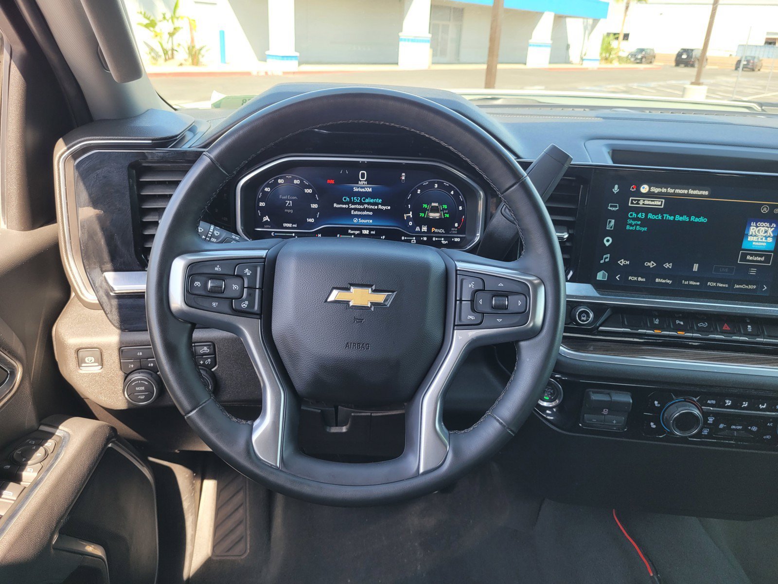 Used 2025 Chevrolet Silverado 2500 LT w/ Safety Package AWD/4WD image 17