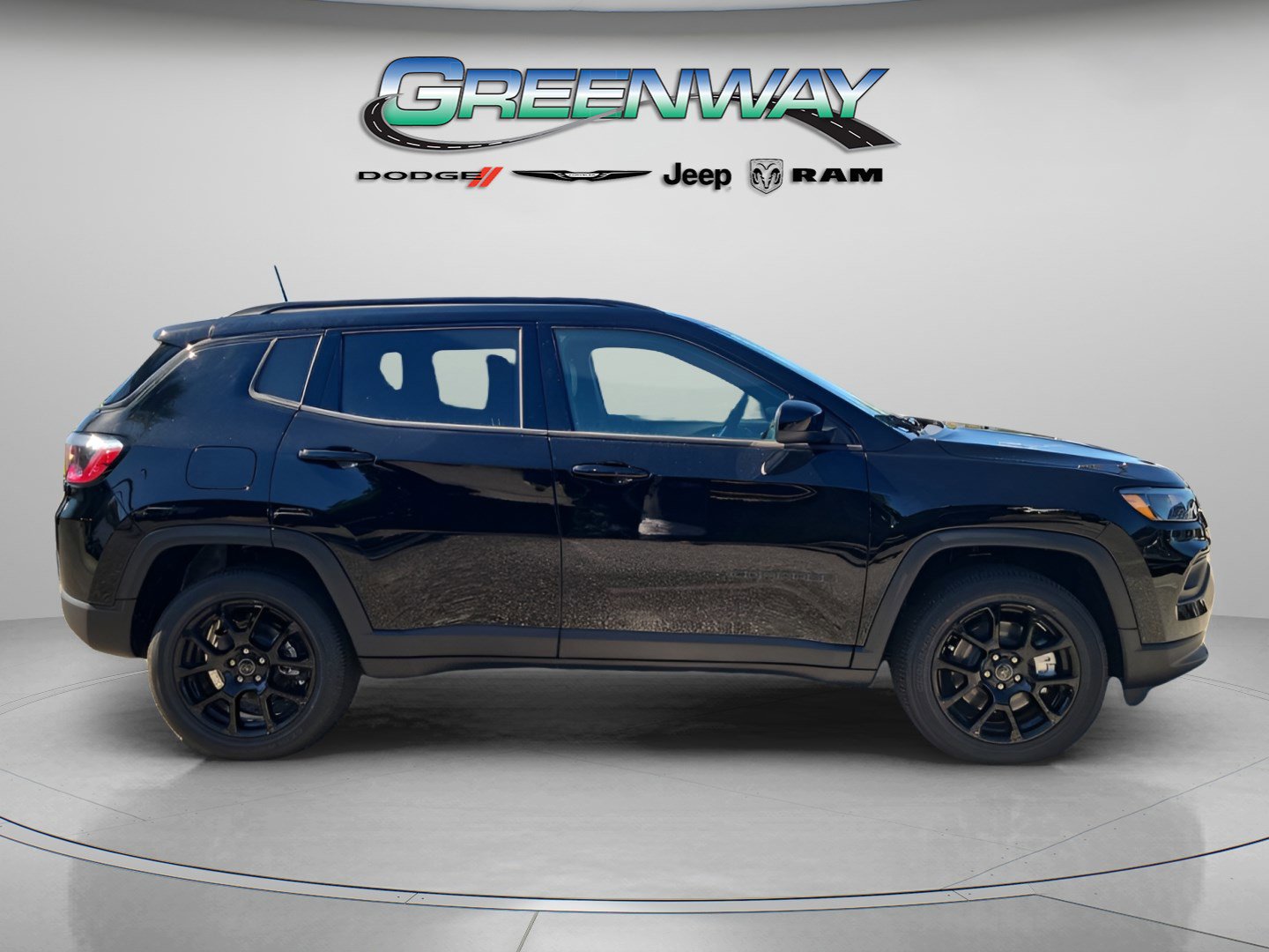 New 2026 Jeep Compass Latitude image 4