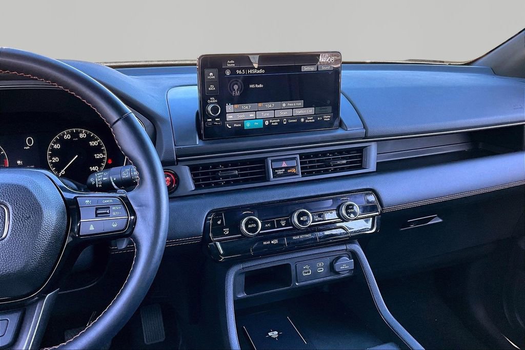 Certified 2025 Honda Pilot TrailSport image 9