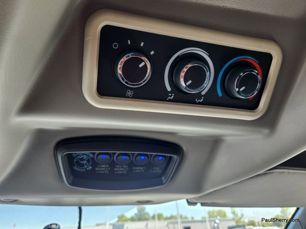 Used 2023 Chevrolet Express 2500 image 46