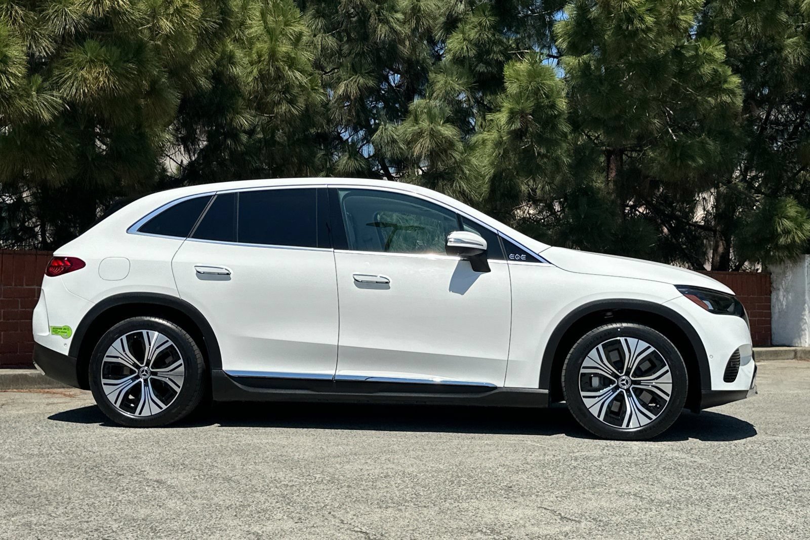 Certified 2023 Mercedes-Benz EQE 350+ 4MATIC SUV image 3