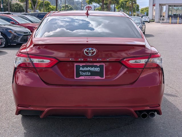 Used 2019 Toyota Camry SE FWD image 7