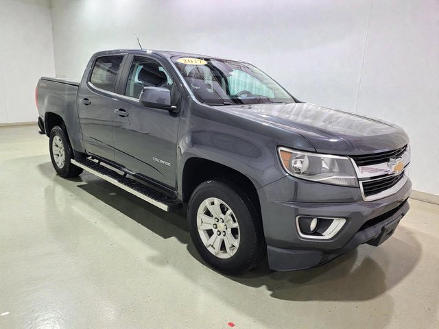 Used 2017 Chevrolet Colorado LT w/ LT Convenience Package image 2