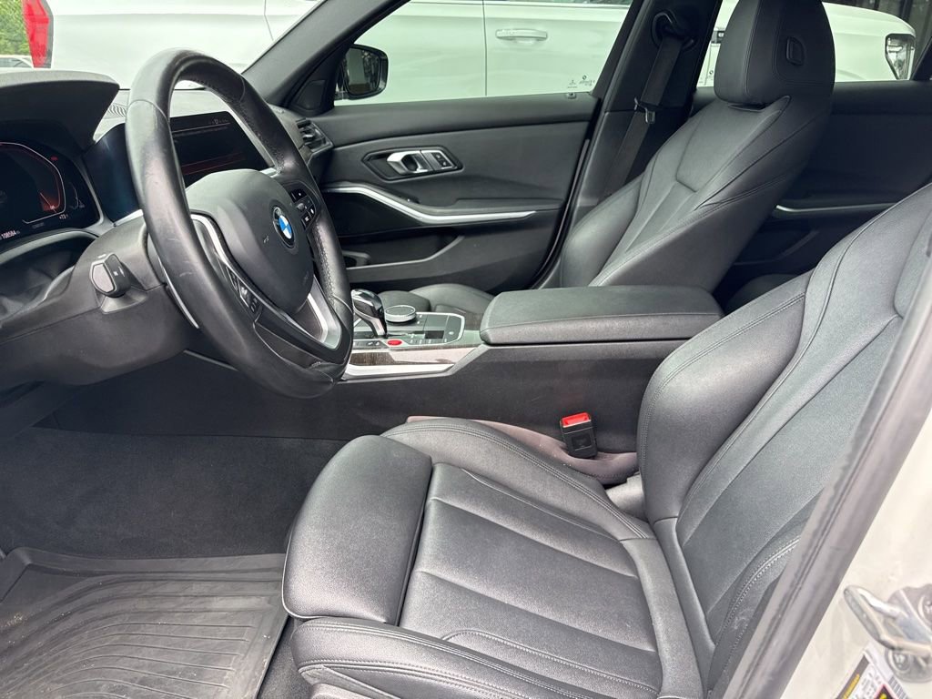 Used 2020 BMW 330i Sedan w/ Convenience Package RWD image 6