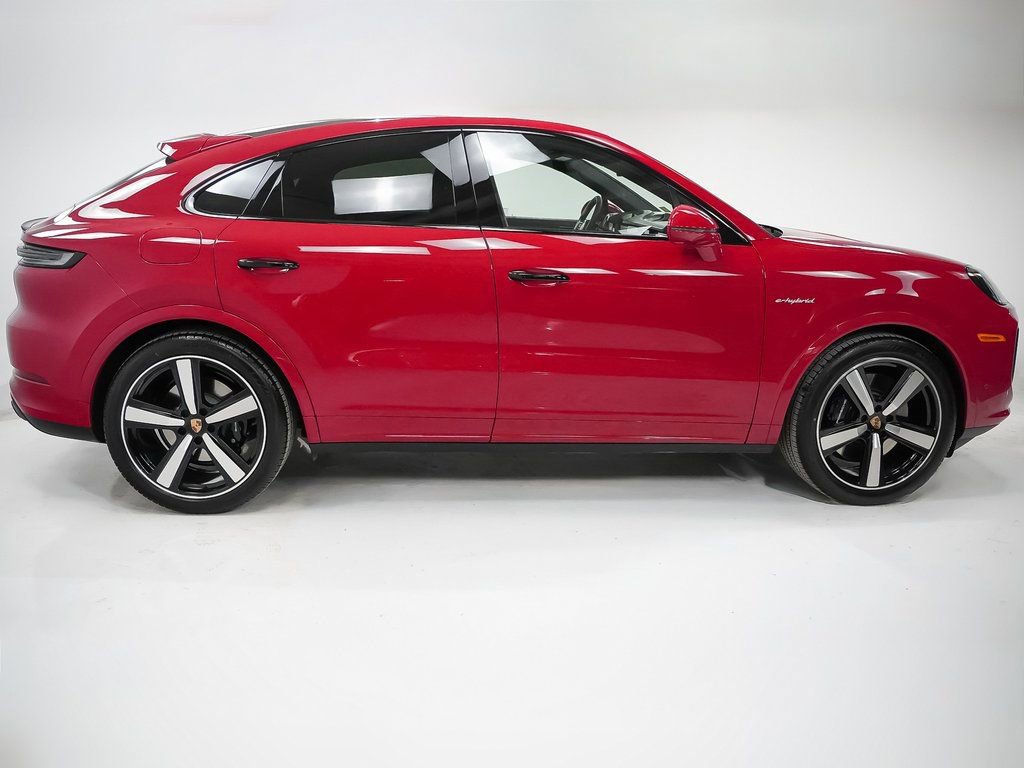 New 2026 Porsche Cayenne S image 9