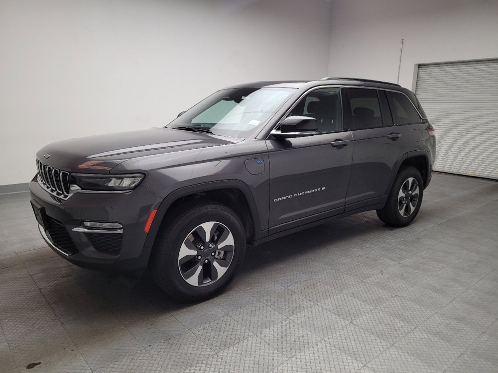 Used 2024 Jeep Grand Cherokee Limited 4xe image 2
