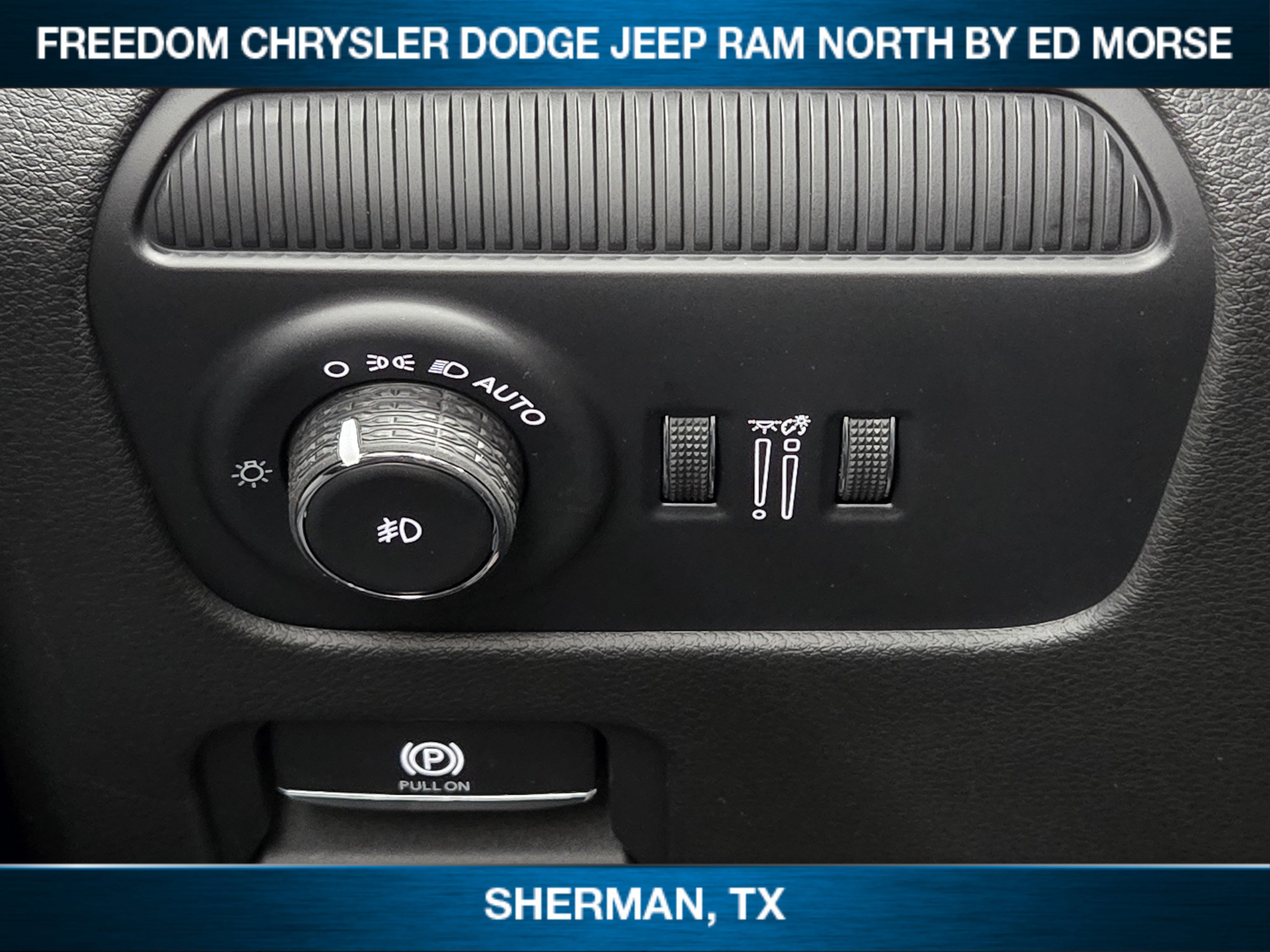 New 2025 Jeep Wagoneer Series II w/ Convenience Group I image 18