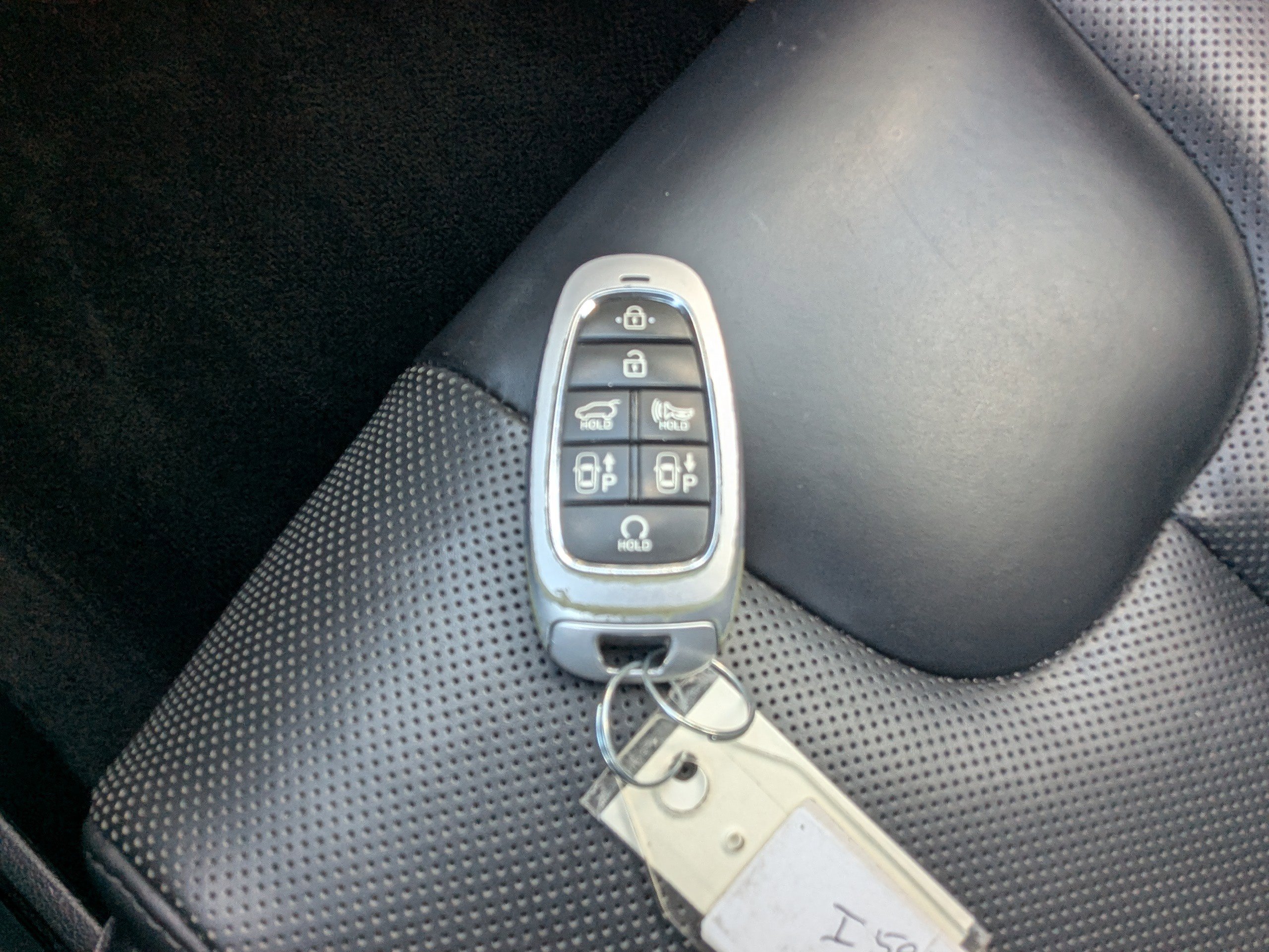 Used 2023 Hyundai Palisade Calligraphy image 36