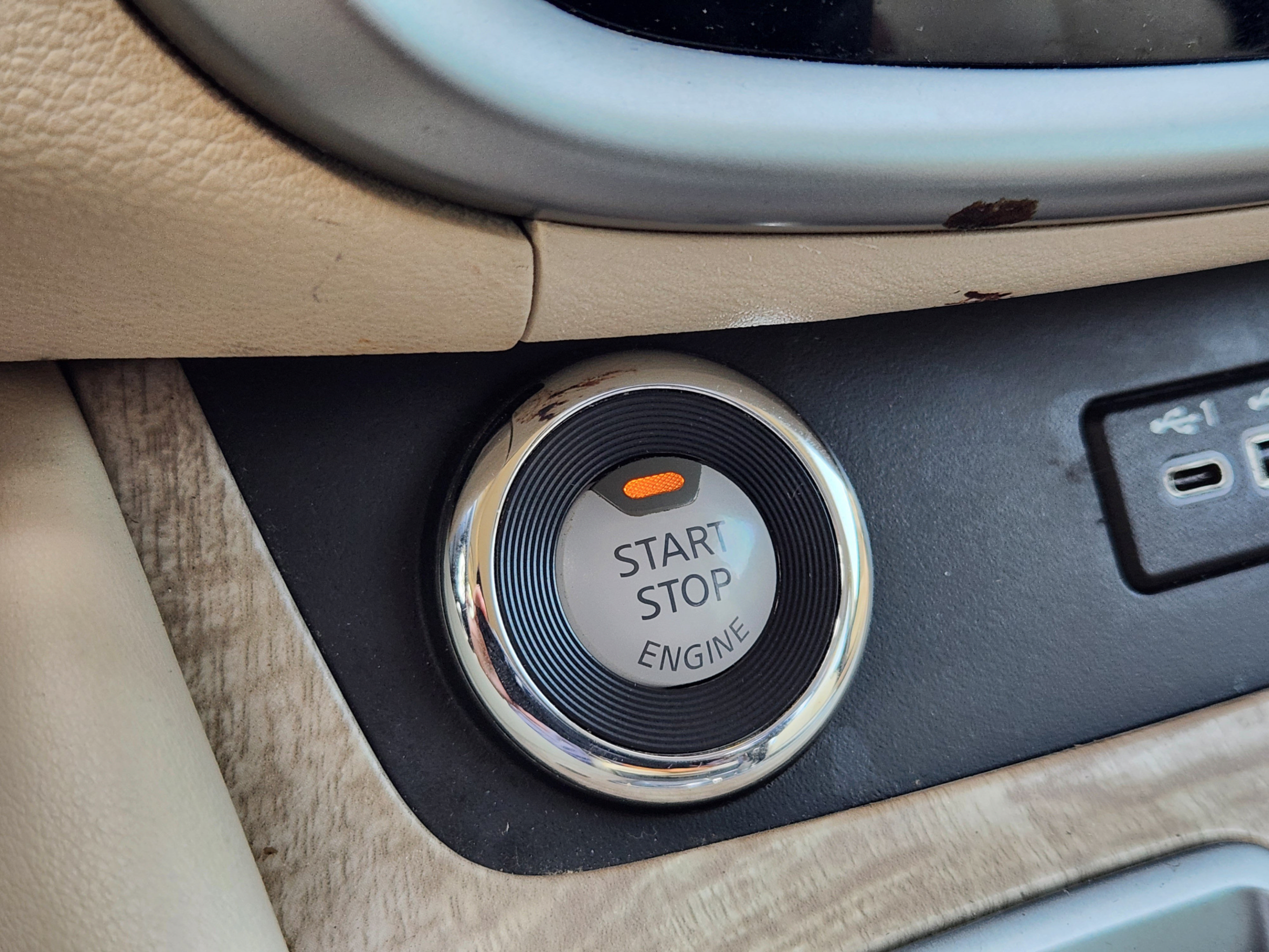 Used 2020 Nissan Murano SL w/ Moonroof Package FWD image 16