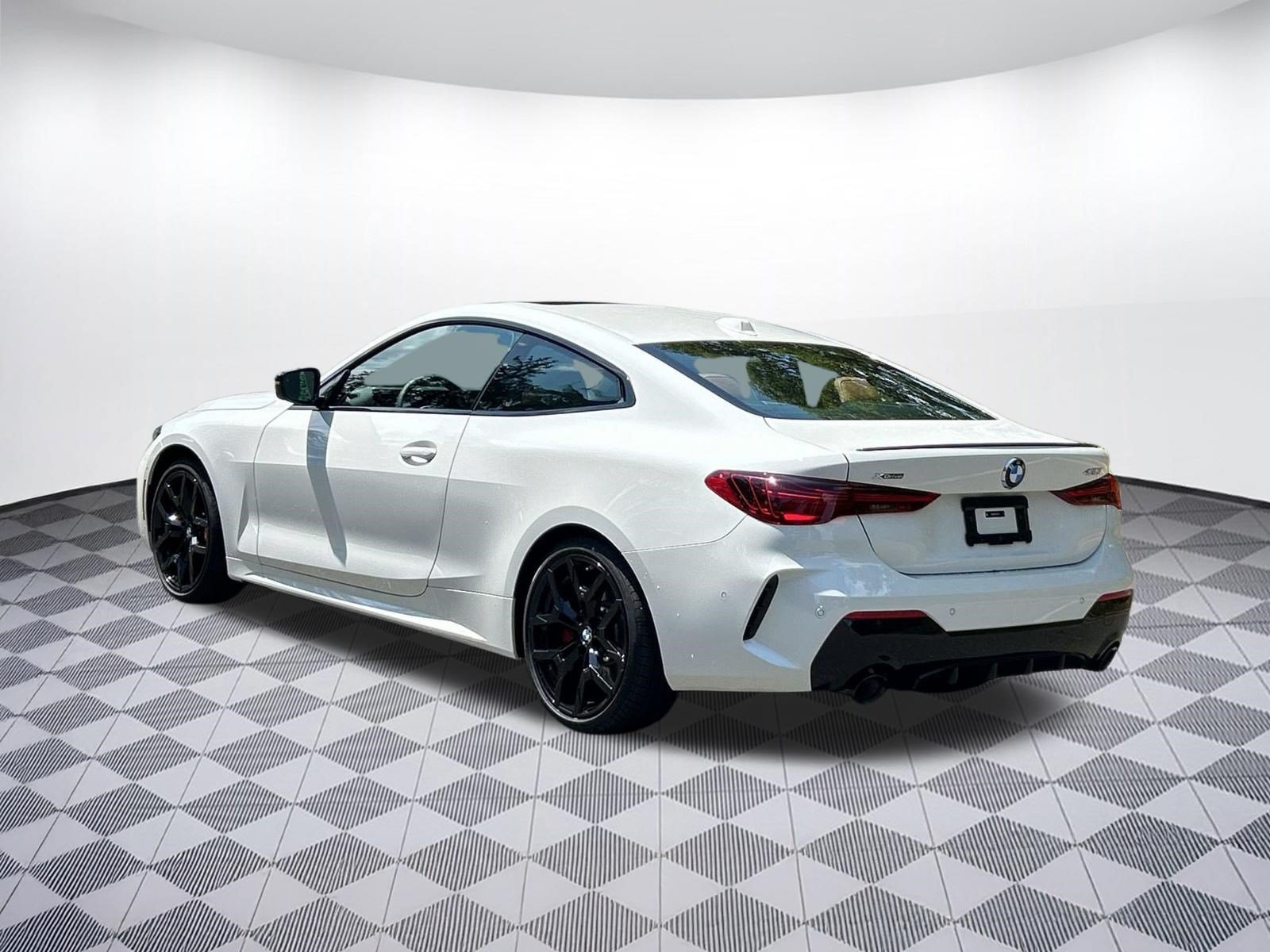 New 2026 BMW 430i xDrive Coupe w/ M Sport Package AWD/4WD image 3