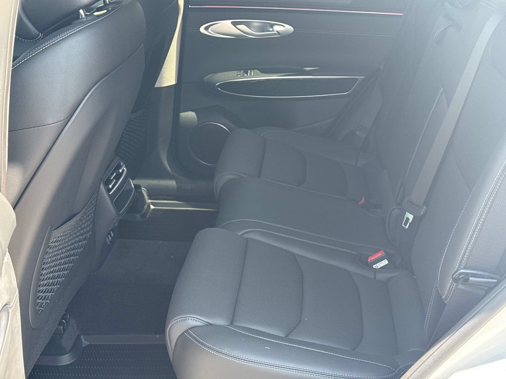 New 2026 Genesis GV70 2.5T AWD/4WD image 21