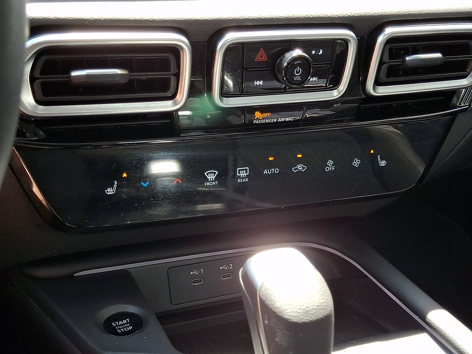 Certified 2026 Nissan Sentra SV w/ SV Convenience Package FWD image 19
