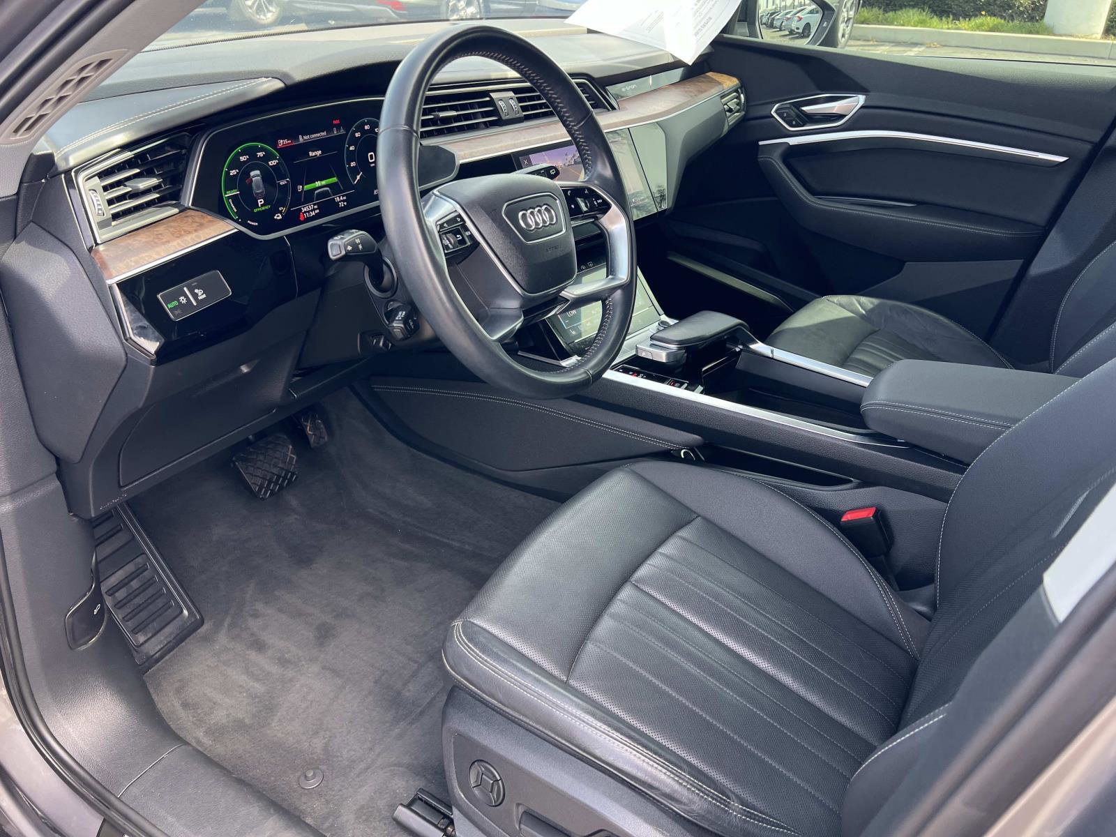 Used 2019 Audi e-tron Premium Plus image 5