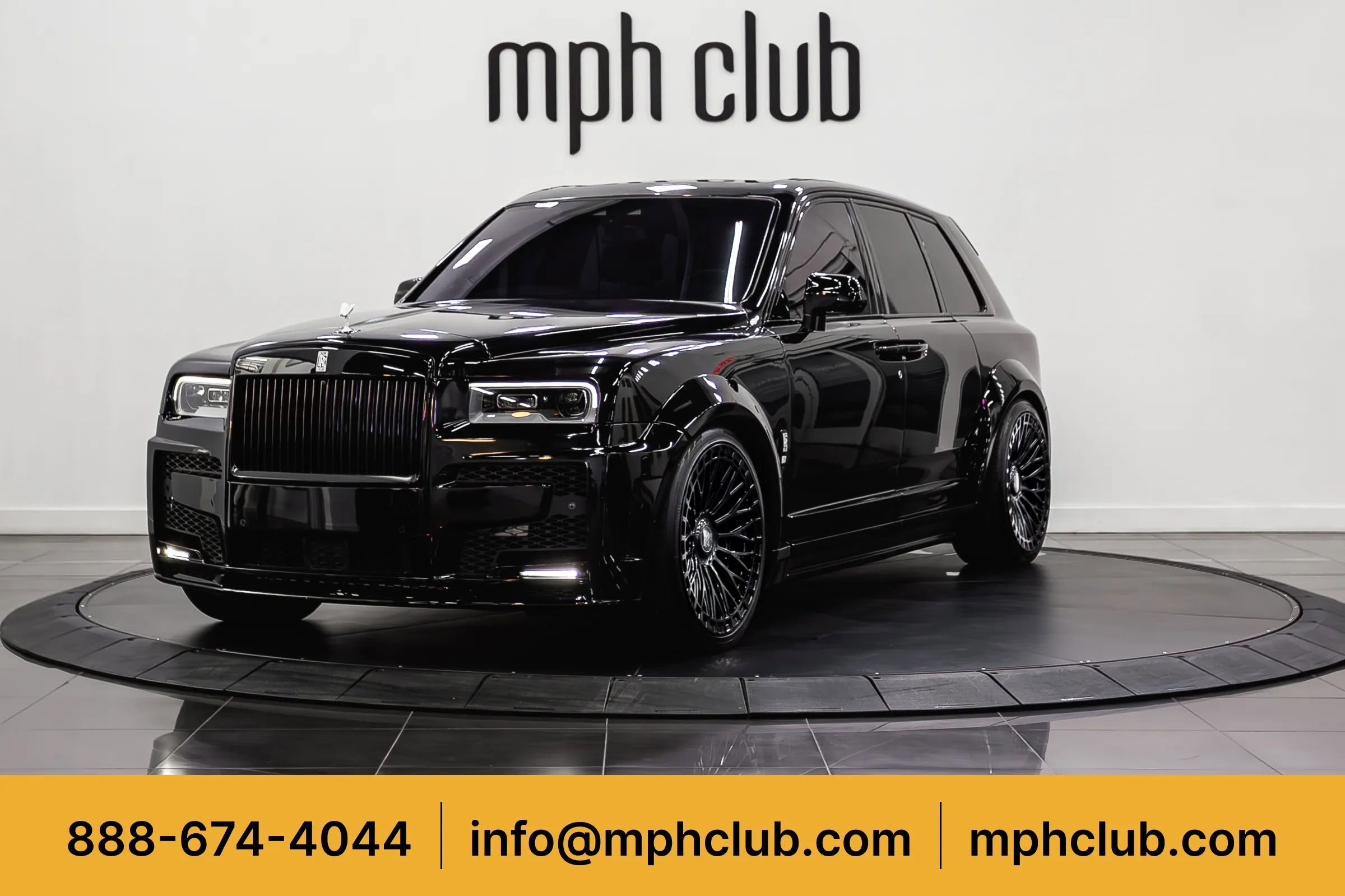 Used 2021 Rolls-Royce Cullinan image 1