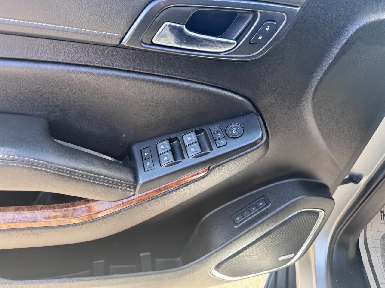 Used 2020 Chevrolet Tahoe Premier image 13