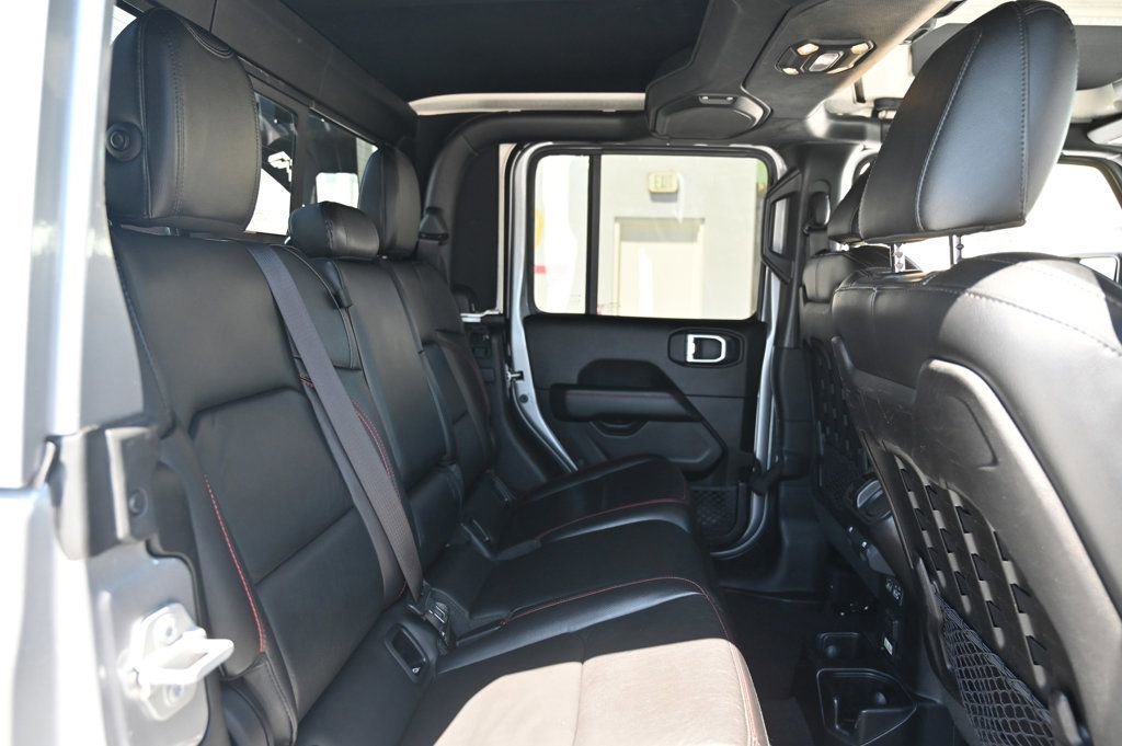 Used 2020 Jeep Gladiator Rubicon AWD/4WD image 17