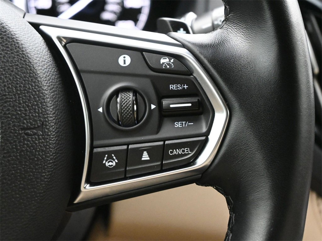 Used 2024 Acura RDX SH-AWD image 9