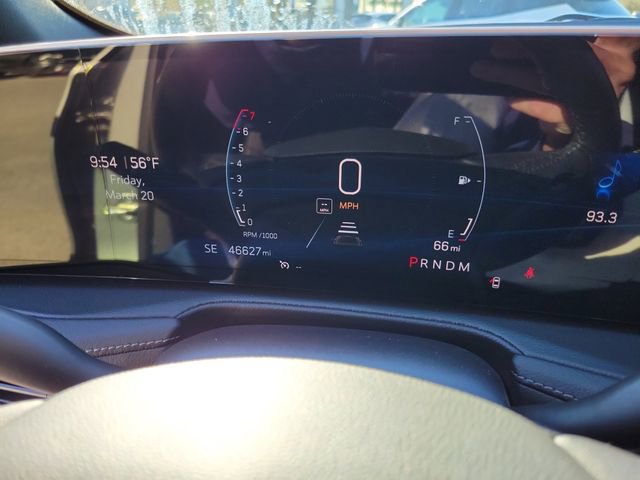 Used 2024 Cadillac XT4 Premium Luxury image 21