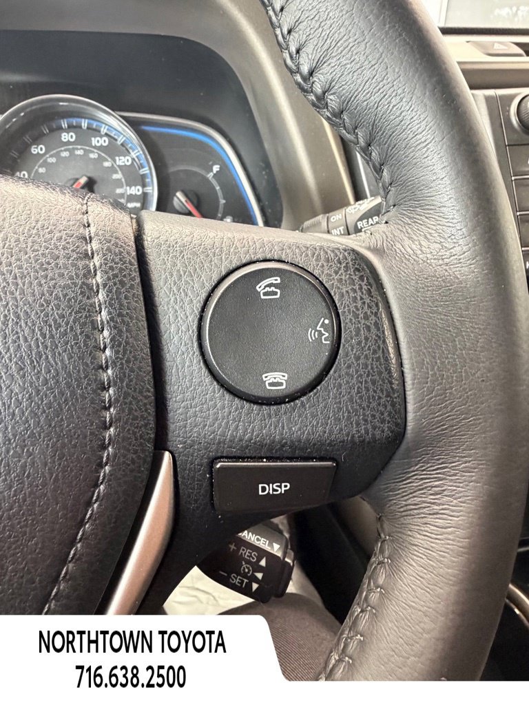 Used 2014 Toyota RAV4 Limited AWD/4WD image 17