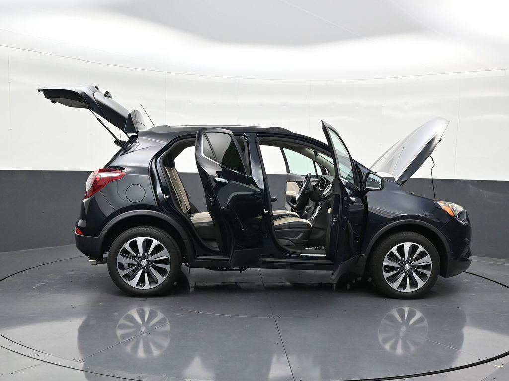 Used 2022 Buick Encore Preferred w/ Safety Package image 33