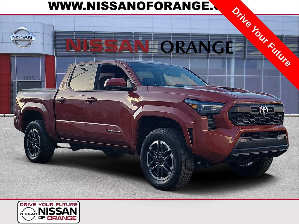 Used 2025 Toyota Tacoma TRD Sport AWD/4WD image 1