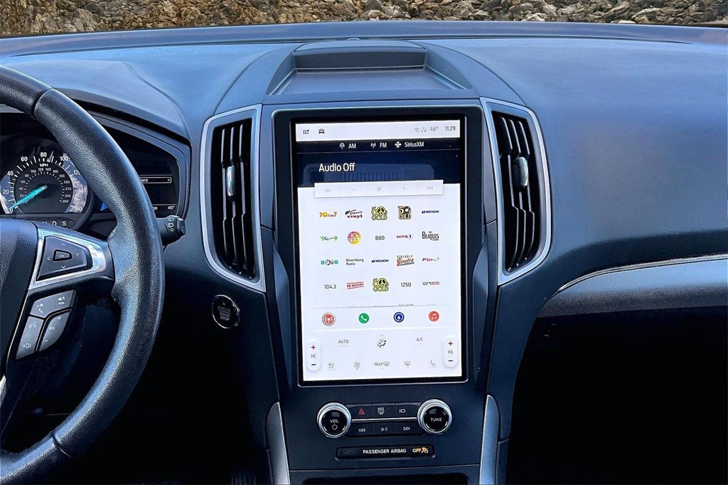 Used 2022 Ford Edge SEL w/ Convenience Package image 6