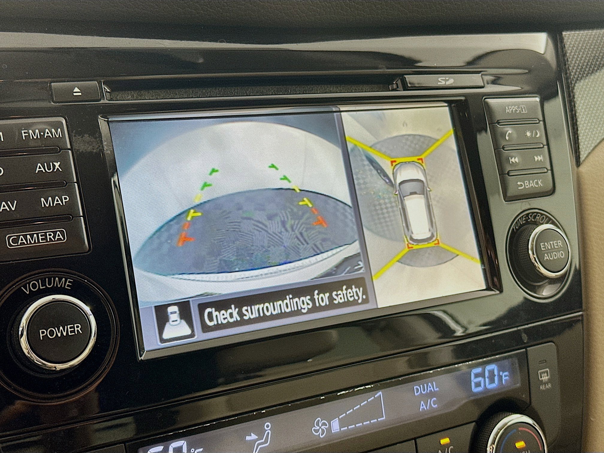 Used 2015 Nissan Rogue SL image 23