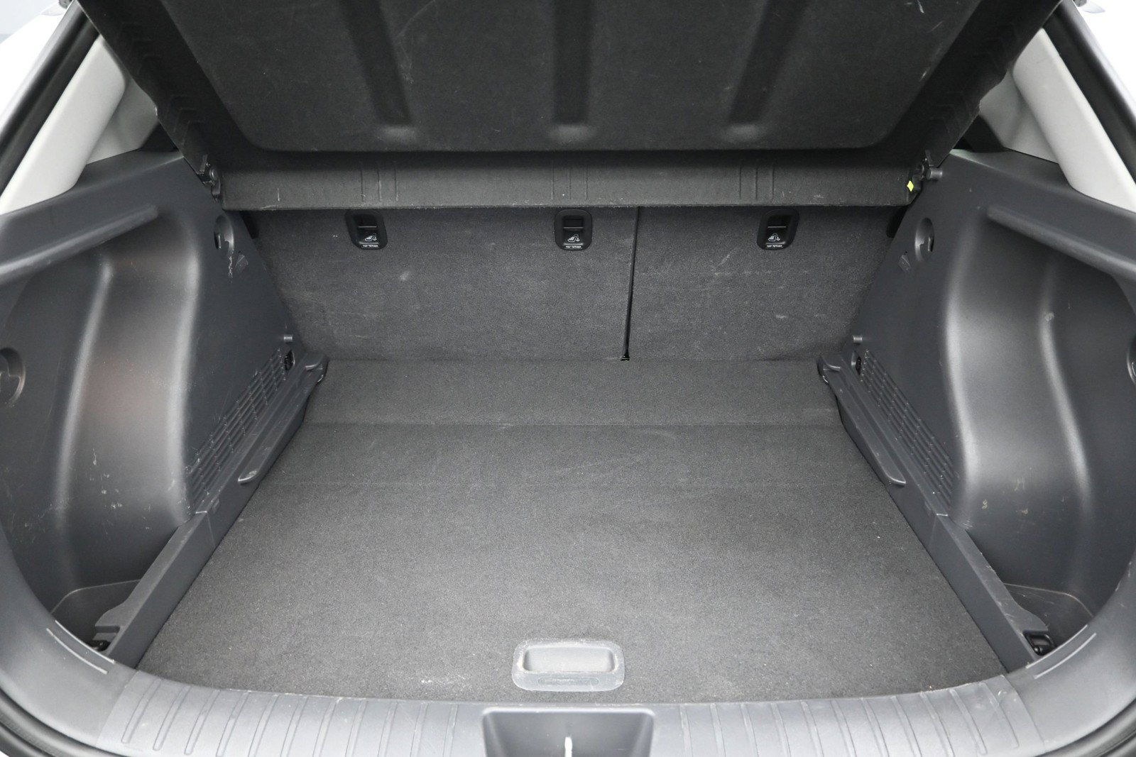 Certified 2024 Hyundai Kona SEL FWD image 23