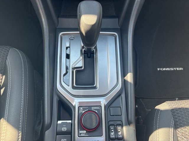 Used 2023 Subaru Forester Premium image 21