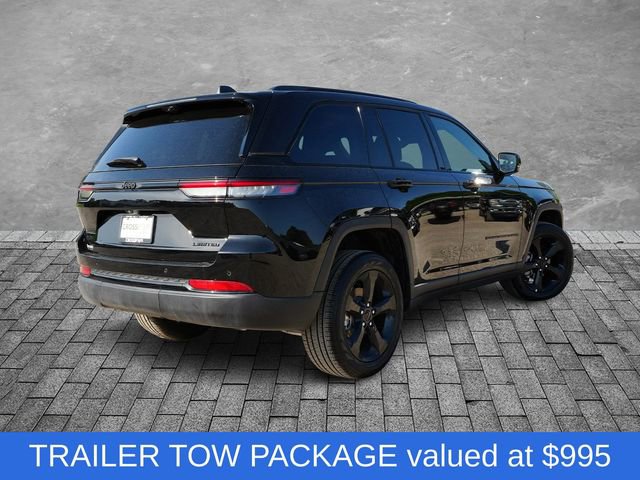 Certified 2025 Jeep Grand Cherokee Limited w/ Luxury Tech Group II image 9