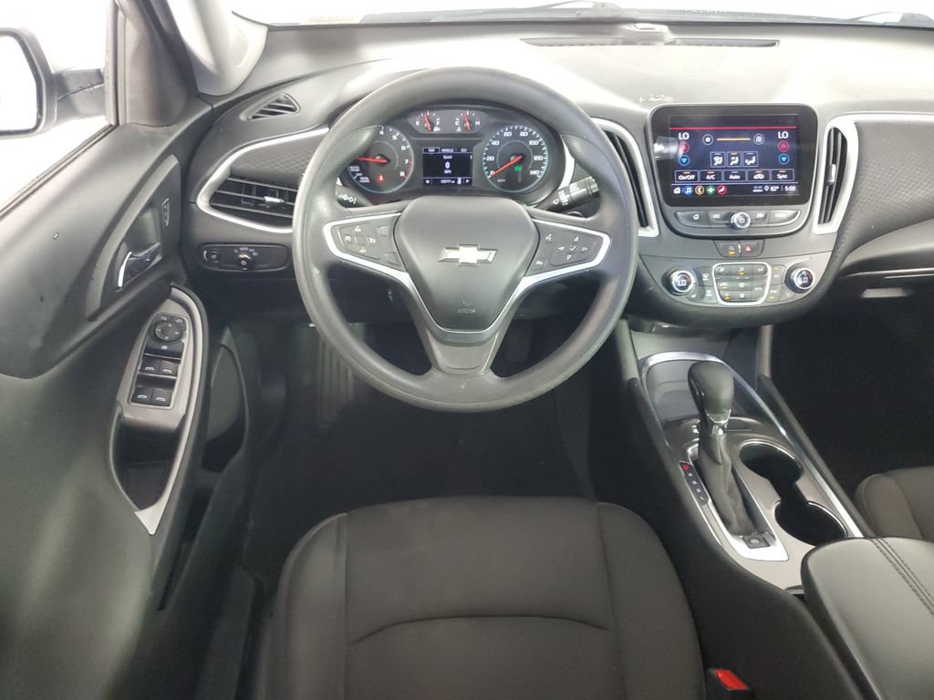 Used 2022 Chevrolet Malibu LT FWD image 14