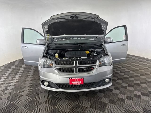 Used 2019 Dodge Grand Caravan GT FWD image 11