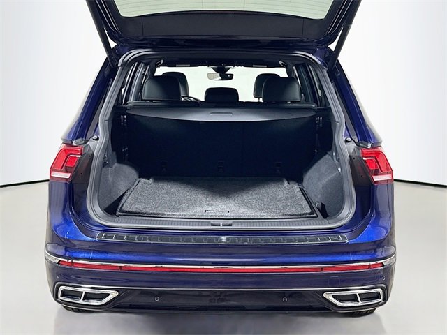 Used 2023 Volkswagen Tiguan SEL R-Line image 26
