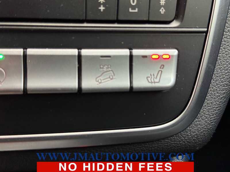 Used 2019 Mercedes-Benz GLA 250 4MATIC image 36