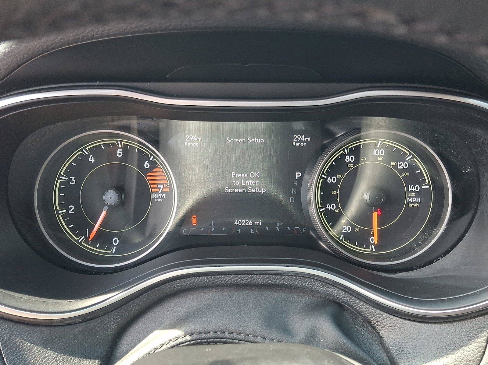 Used 2023 Jeep Cherokee Altitude Lux AWD/4WD image 19
