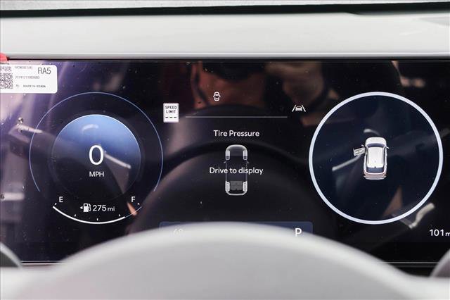 Used 2025 Hyundai Kona SEL image 15